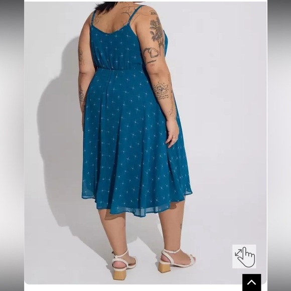 TORRID Women’s Blue White Midi Chiffon Pleated Dress Size 4. ((B4)) - Picture 3 of 13
